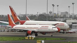 मोदी सरकार में बढ़ती जा रही है खस्ताहाल सरकारी कंपनियों की संख्या, एयर इंडिया ही नहीं, एमटीएनएल भी बर्बाद