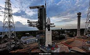 आकार पटेल का लेख: चंद्रयान-2 जरूरी है, लेकिन इससे भी ज्यादा जरूरी है वैज्ञानिक सोच को बढ़ावा देना