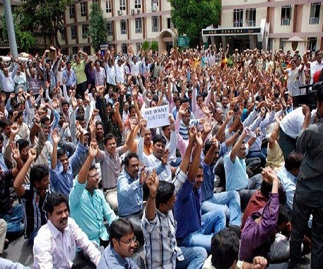 योगी सरकार नहीं लागू करेगी पुरानी पेंशन की योजना, कर्मचारी नाराज, जानें दोनों पेंशन व्यवस्थाओं के बीच का अंतर