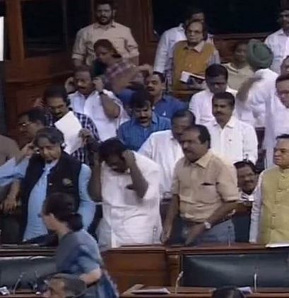 ट्रंप के कश्मीर दावे पर लोकसभा में दूसरे दिन भी हंगामा, लगे ‘प्रधानमंत्री जवाब दो’ के नारे