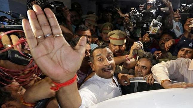 उन्नाव रेप कांडः सुप्रीम कोर्ट के दखल के बाद योगी सरकार की भारी किरकिरी, बीजेपी भी सवालों के घेरे में