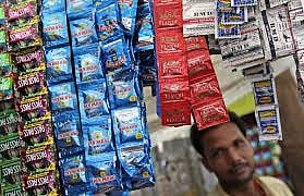  बिहार में शराबबंदी के बाद अब पान मसाला बैन, सीएम नीतीश ने जारी किया आदेश, इन कंपनियों के प्रोडक्ट पर गिरी गाज