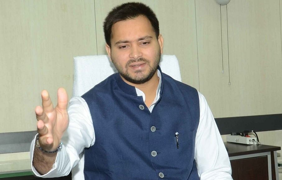 बिहार की राजनीति से तेजस्वी लगातार लापता, अब आरजेडी नेताओं में भी संशय का माहौल