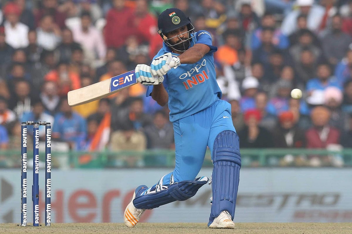 आज के मैच में रोहित शर्मा बना सकते हैं एक बड़ा रिकॉर्ड, ऐसा करने वाले बनेंगे विश्व के पहले बल्लेबाज