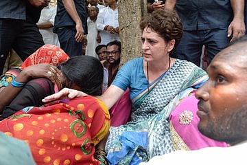 फिर सोनभद्र जाएंगी प्रियंका गांधी, 13 अगस्त को नरसंहार पीड़ितों से करेंगी मुलाकात