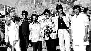 सिनेजीवन: ‘शोले’ ने पूरे किए रिलीज के 44 साल और स्वतंत्रता दिवस के मौके पर कंगना रनौत ने लोगों को दिया संदेश