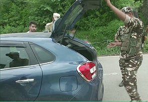 जम्मू-कश्मीर से धारा 370 हटाए जाने और 15 अगस्त से ठीक पहले सुरक्षा बेहद कड़ी, राज्यपाल ने बताया कब दी जाएगी ढील