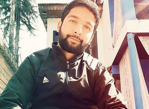 कश्मीरी पत्रकार को आधी रात उठा ले गई पुलिस, दो दिन बाद भी कोई नहीं बता रहा क्यों हुई गिरफ्तारी