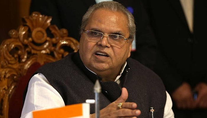 जम्मू-कश्मीर में मौजूदा हालात पर राज्यपाल सत्यपाल मलिक का एक और बड़ा बयान, बोले- मंगलवार तक का करें इंतजार