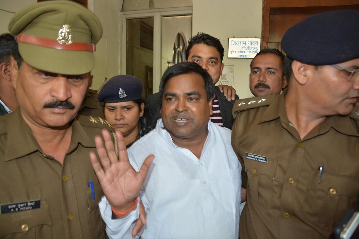 गायत्री रेप केस: पीड़ित लड़की का  खुलासा, मां पर लगाया मिलीभगत का आरोप, कहा- आरोपी ने पैसे देकर बदलवाया बयान