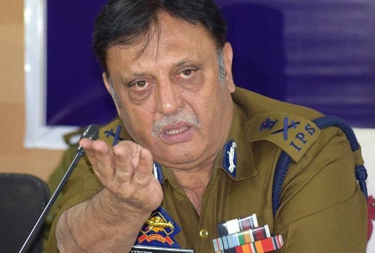 धारा 370 हटाने के बाद कश्मीर में हिंसक घटनाओं पर एडीजीपी का बड़ा बयान, पाबंदियों को लेकर दी अहम जानकारी