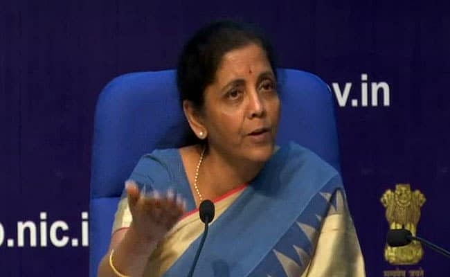 अर्थव्यवस्था को रफ्तार देने के लिए सरकार के छुट्टा कदम, बैंकों को दिए जाएंगे 70,000 करोड़, कर्ज होगा सस्ता 