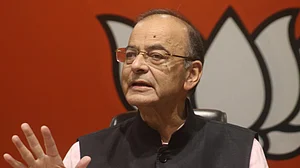 बड़ी खबर LIVE: पूर्व वित्त मंत्री अरुण जेटली की हालत बेहदनाजुक, ईसीएमओ के साथ ही डायलिसिस शुरु किया गया