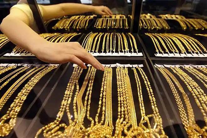 40 हजारी हुआ 24 कैरट सोना, चांदी 46 हजार के पार, अमेरिका और चीन के बीच व्यापारिक तनाव बनी वजह