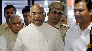 पाकिस्तान का नया पैंतरा, राष्ट्रपति कोविंद के लिए एयरस्पेस खोलने से किया इंकार, जानिए क्या कहा?