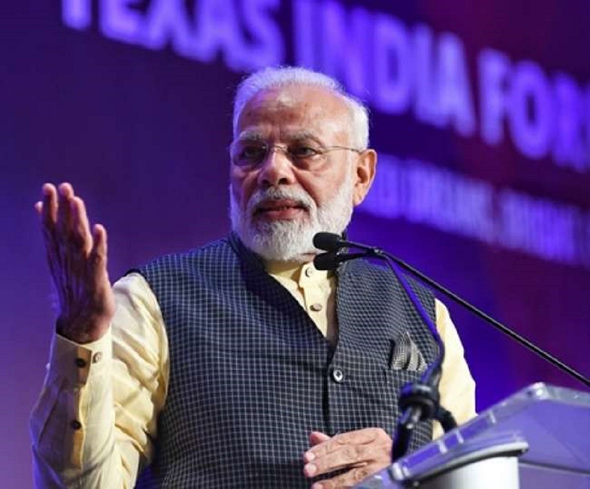 कांग्रेस का पीएम मोदी पर तंज- अर्थव्यवस्था चौपट, नौकरियां खत्म, बचत लूटी जा रही है, लेकिन बाकी सब ठीक है