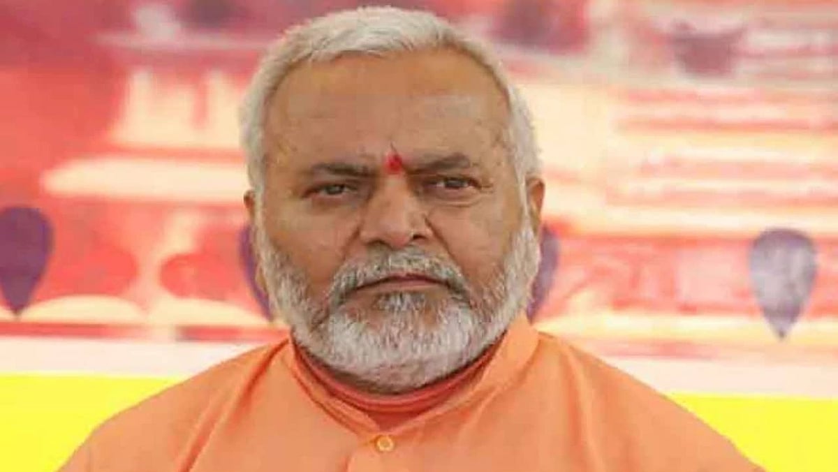 शाहजंहापुर केस: चिन्मयानंद को सरंक्षण दे रही योगी सरकार? गिरफ्तारी नहीं होने पर प्रियंका ने उठाए गंभीर सवाल