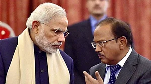 जैश की आतंकी साजिश, पीएम मोदी, एनएसए डोभाल समेत कई एयरबेस पर हो सकते हैं आत्मघाती हमले, अलर्ट पर भारत