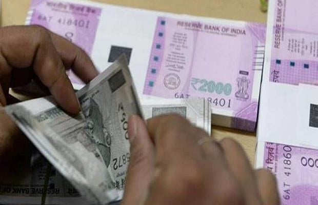 मंदी के बीच मोदी सरकार को एक और झटका, डायरेक्ट टैक्स कलेक्शन में भारी गिरावट, 17.3% की जगह सिर्फ 5% का इजाफा