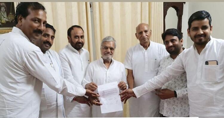 राजस्थान में बीएसपी को लगा बड़ा झटका, मायावती के 6 विधायक कांग्रेस में हुए शामिल