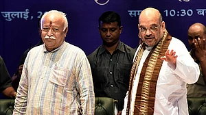 आरएसएस ने आरक्षण की वजह से किया था संविधान का विरोध, शुरू से पिछड़ी जातियों के उत्थान के खिलाफ रहा है संघ