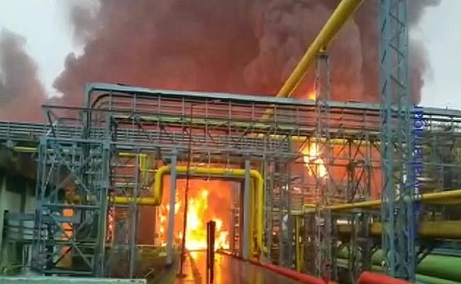 महाराष्ट्र: उरण में ONGC प्लांट में भीषण आग से तबाही, 4 लोगों की मौत, 3 झुलसे, आग पर पाया गया काबू