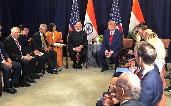 बड़ी खबर LIVE: ट्रंप ने पीएम मोदी को बताया भारत का पिता,  ट्रेड डील पर बातचीत जारी