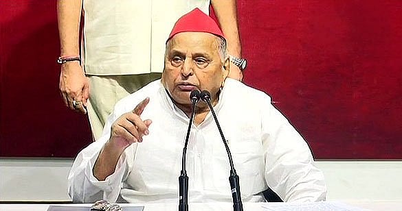 आजम के बचाव में उतरे मुलायम सिंह यादव, कहा- जुल्म बर्दाश्त नहीं, पूरी पार्टी करेगी आंदोलन