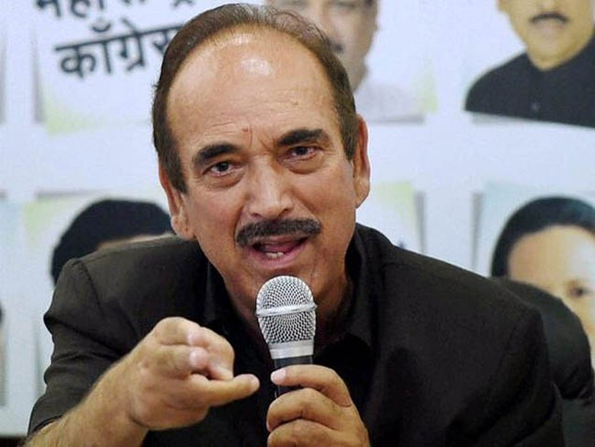 जम्मू-कश्मीर के हालात पर  आजाद ने जताई चिंता, कहा- सत्ता पक्ष के मुठ्ठी भर लोगों को छोड़कर कोई खुश नहीं