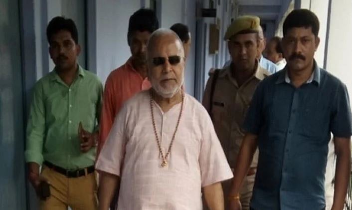यौन उत्पीड़न मामले में बीजेपी नेता चिन्मयानंद की बढ़ी मुश्किलें, किया गया नजरबंद, दिव्य धाम का बेडरूम सील