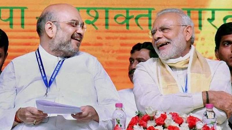 मोदी सरकार में भारी कर्ज में डूबे भारतीय, घट गई घरेलू बचत, पिछले 5 साल में हर परिवार पर बढ़ गया 58 फीसदी कर्ज