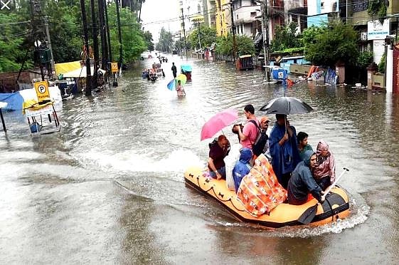 बिहार: पटना में फिर भारी बारिश का अलर्ट, जलजमाव की वजह से नरकीय जीवन जीने को मजबूर 