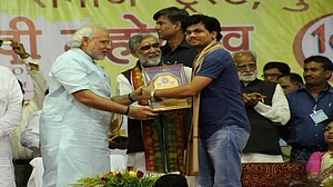 बचपन की ‘अद्भुत’ प्रतिभा ने खराब की सेहत, 22 साल में प्रोफेसर बने तथागत तुलसी को आईआईटी ने नौकरी से निकाला