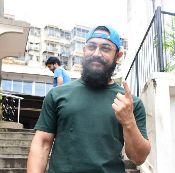 महाराष्ट्र-हरियाणा चुनाव: आमिर खान समेत इन सितारों ने डाले वोट, लोगों से की मतदान की अपील