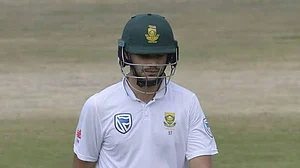 रांची टेस्ट से पहले South Africa को झटका, ये सलामी बल्लेबाज हुआ बाहर और सरफराज से छिन सकती है पाक टीम की कप्तानी