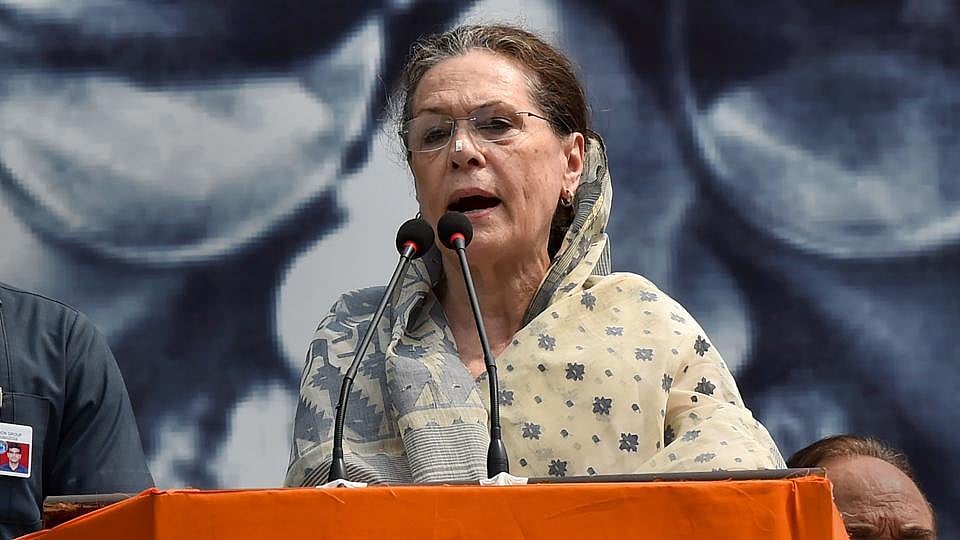 RTI संशोधन: सोनिया गांधी का केंद्र पर हमला, बोलीं- निरंकुश एजेंडा लागू करने के लिए मोदी सरकार ने किया बदलाव
