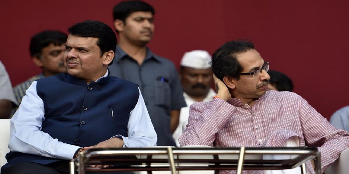 महाराष्ट्र में बीजेपी की जिद से भड़की शिवसेना, लगाया मंत्रालय में आग लगाने और फाइलें गायब करने का आरोप