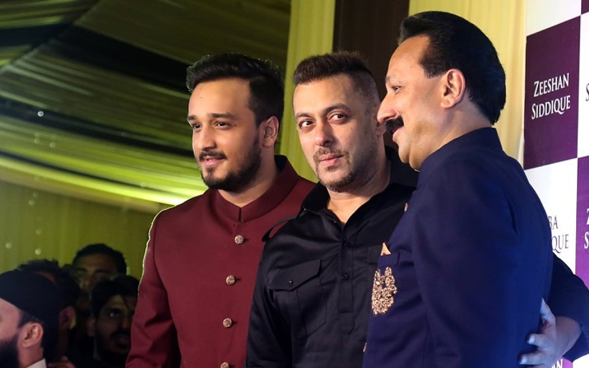 शिवसेना को उसके घर में ही कांग्रेस ने दी करारी मात, विश्वनाथ महादेश्वर को  जीशान बाबा सिद्दीकी ने दी पटखनी  