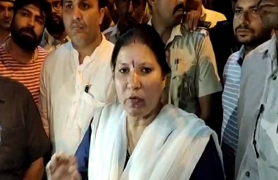 हरियाणा में बंद मिले ईवीएम स्ट्रांग रूम के कैमरे, बिल्डिंग में घूम रहे थे अनजान लोग और फिर...