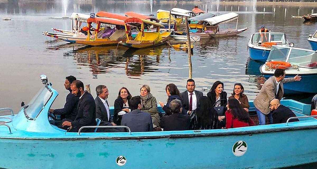कश्मीर दौरे पर गए ‘मेहमान’ ने मोदी को दिखाया आईना, कहा- भारत के विपक्षी नेताओं को भी मिले घाटी जाने की इजाजत