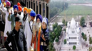 पाकिस्तान के पीएम इमरान खान ने करतारपुर सिख श्रद्धालुओं के लिए किया बड़ा ऐलान, हटाई गईं ये शर्तें