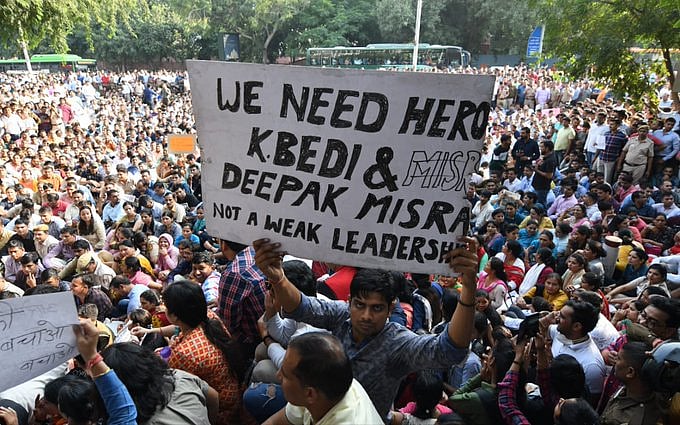 आला अफसरों ने स्पेशल ब्रांच के अलर्ट पर दिया होता ध्यान तो नहीं होती दिल्ली पुलिस में ‘बगावत’