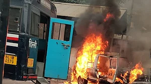 तीस हजारी कांड : 31 साल पहले किरण बेदी की टीम और वकीलों के बीच भी हुई थी ऐसी ही झड़प, वकीलों ने तब भी की थी हड़ताल