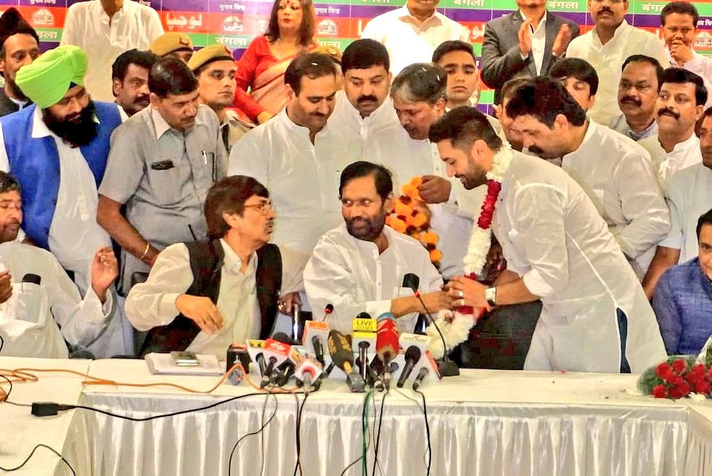 चिराग पासवान बने LJP के राष्ट्रीय अध्यक्ष, फिल्मों-मॉडलिंग में किस्मत आजमाने के बाद ऐसे बने सियासत के ‘सिकंदर’