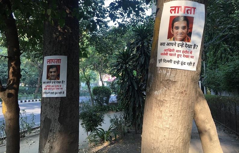 दिल्ली में BJP सांसद गंभीर के लगे लापता होने के पोस्टर, लिखा- आखिरी बार इन्हें इंदौर में जलेबी खाते देखा गया था