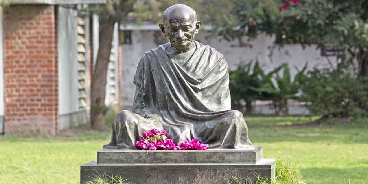 पर्यावरण संकट से निपटने में अगर गांधी का संदेश समझ लिया होता, तो शहर के शहर नहीं बन जाते गैस चैंबर