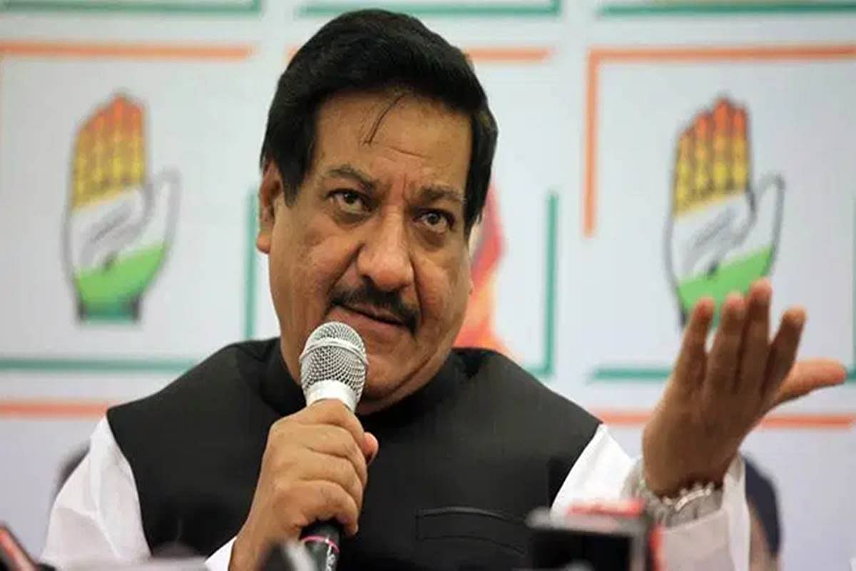 कांग्रेस ने महाराष्ट्र सरकार को बताया ‘अवैध’, कहा- अगर बहुमत है तो फ्लोर टेस्ट से क्यों डर रहे BJP नेता 
