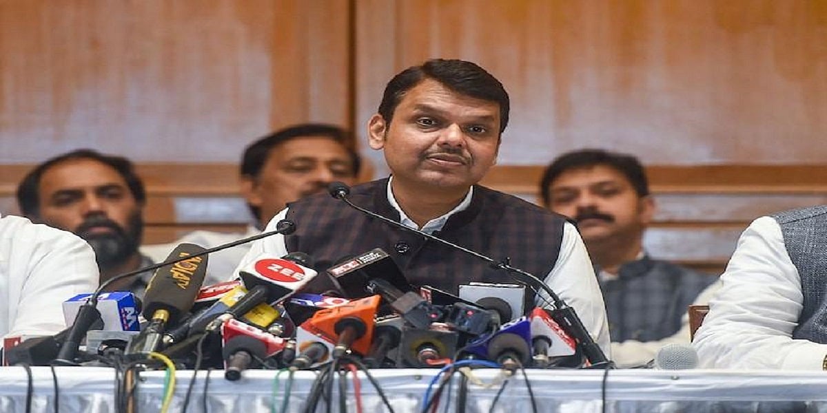 पवार के आगे बेबस हुई बीजेपी, फ्लोर टेस्ट से पहले फडणवीस ने किया इस्तीफे का ऐलान