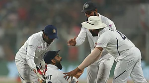 कोलकाता टेस्ट में भारत की शानदार जीत, बांग्लादेश को पारी और 46 रनों से दी करारी शिकस्त