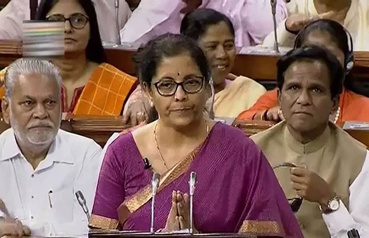 इस साल के पहले 6 महीने में सरकारी बैंकों में हुए 95,000 करोड़ से ज्यादा के घोटाले